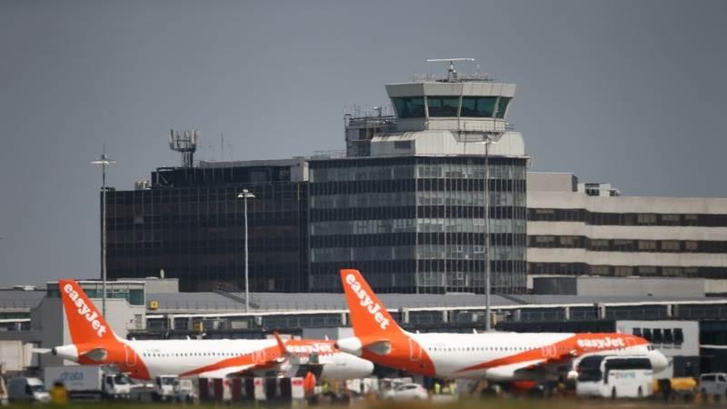 UK flights resume after technical issues