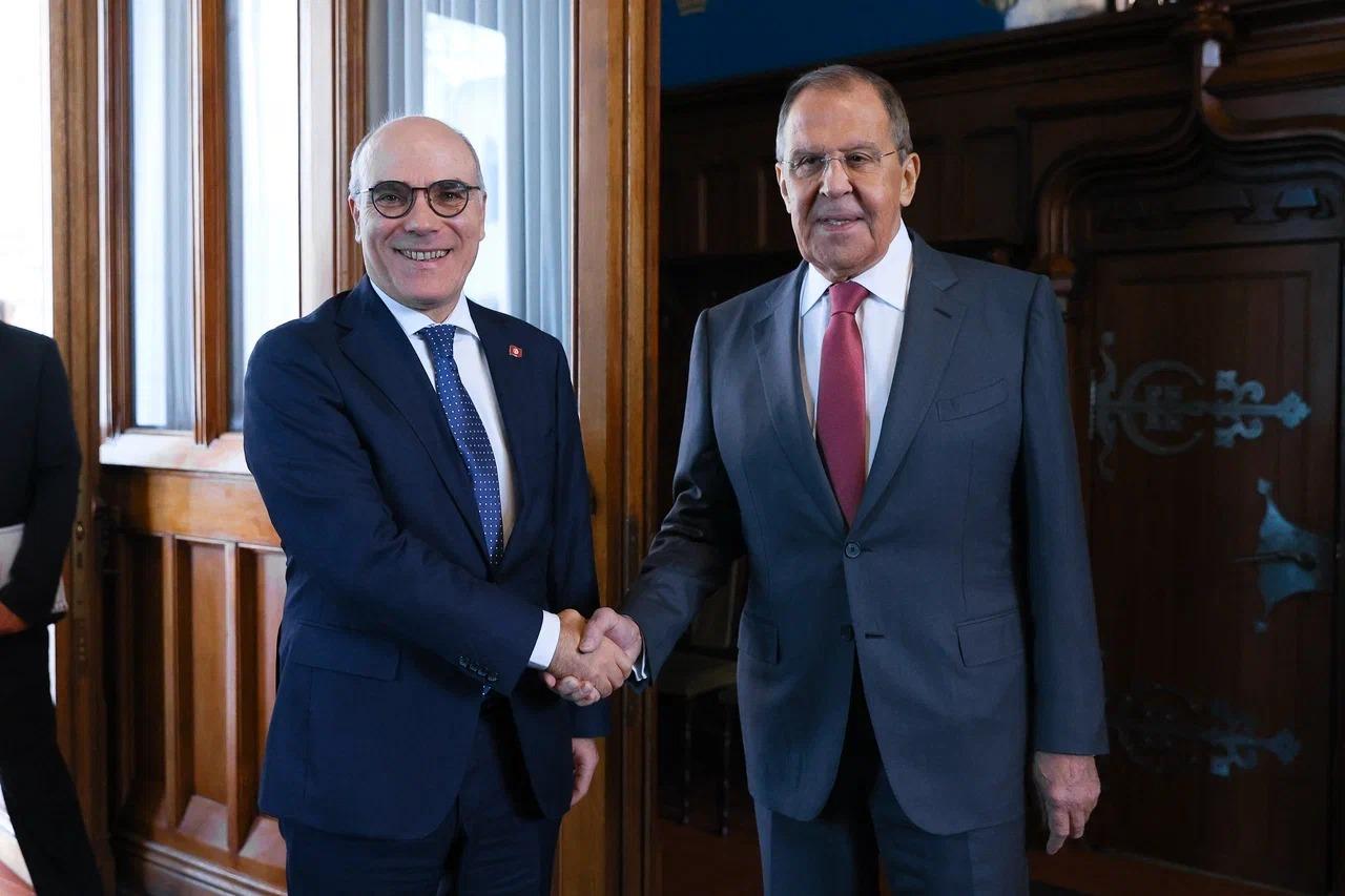 Tunisia-FM Nabil Ammar meets with his Russian counterpart Sergei Lavrov