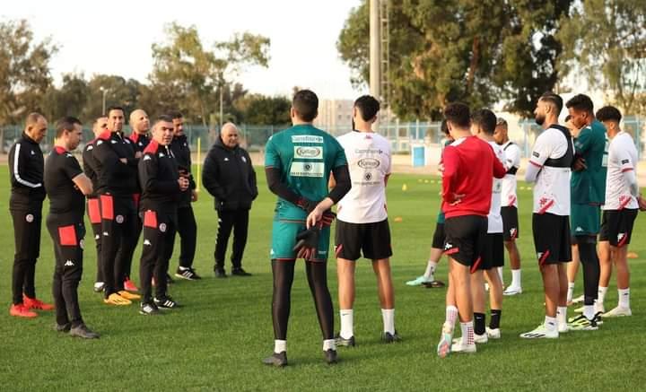 National team: 10 players present in first session (photos)