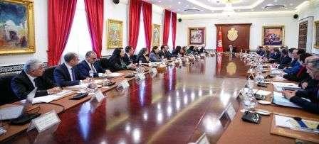 Tunisia – Council of Ministers decides to extend deadlines for audit of recruitment and integration into public service