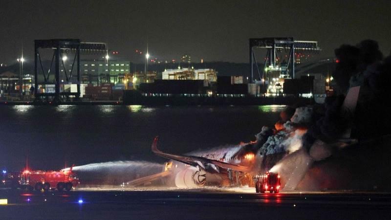 5 Coast Guard staff killed in Tokyo airplane crash