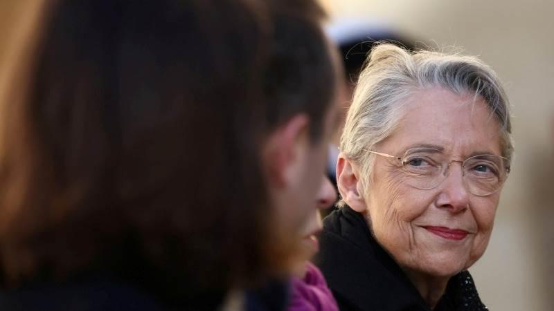 French prime minister Elisabeth Borne resigns