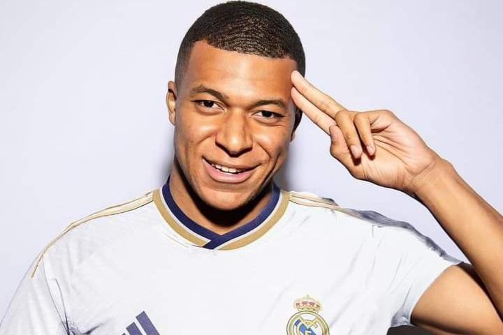 Mbappé signed contract with Real Madrid