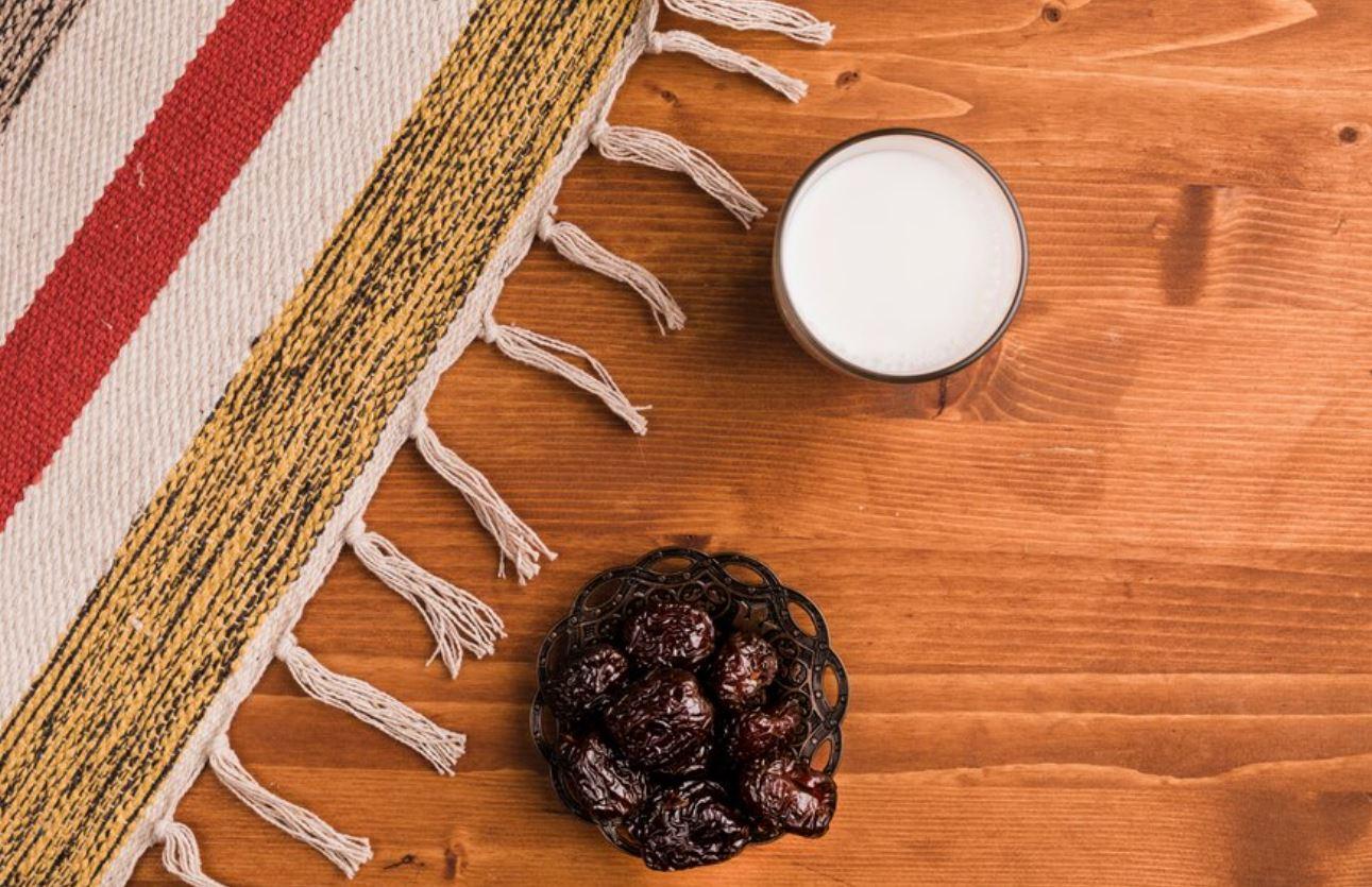 Tunisia-Symbolic breaking of fast in Tunis: Milk and dates in solidarity with P-a-l-e-s-t-i-n-e