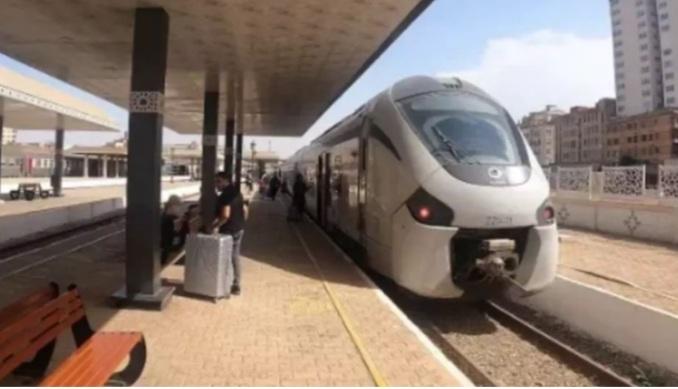 Tunisia-1st test flights of train between Tunisia and Algeria after decades of stopping