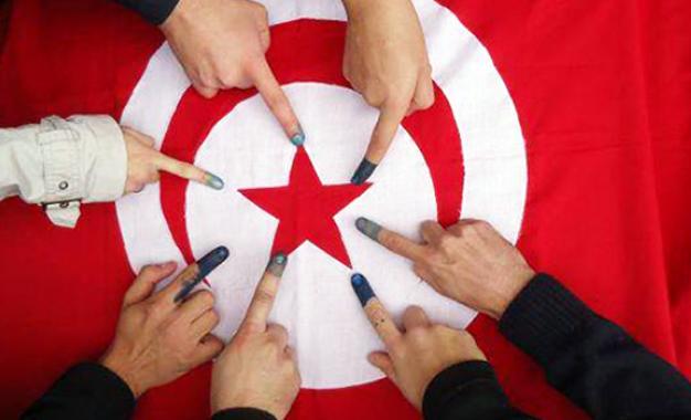 Tunisia: launch of  presidential campaign with three candidates in  running