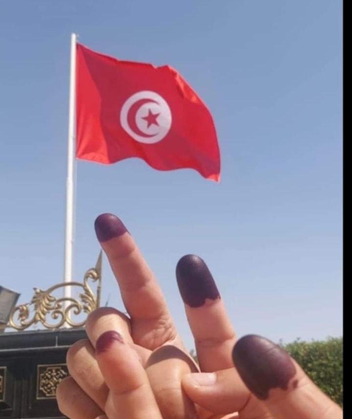 Presidential elections abroad:  strong mobilization of Tunisians from  first hours of voting