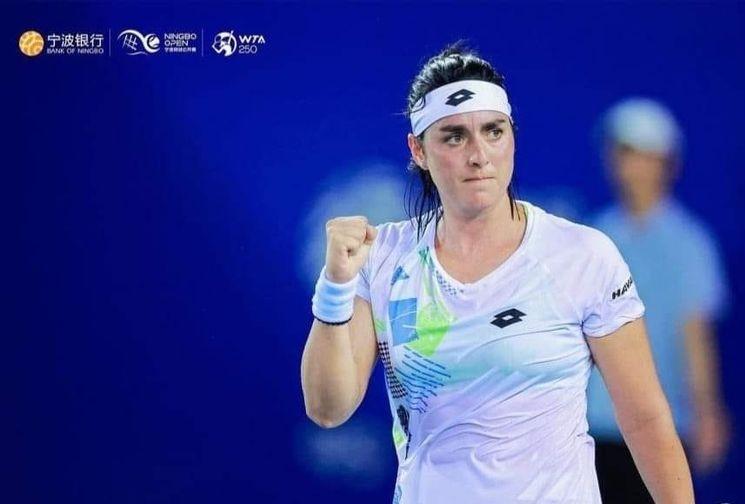 Classement WTA : Swiatek creuse l’écart, Ons toujours 6e