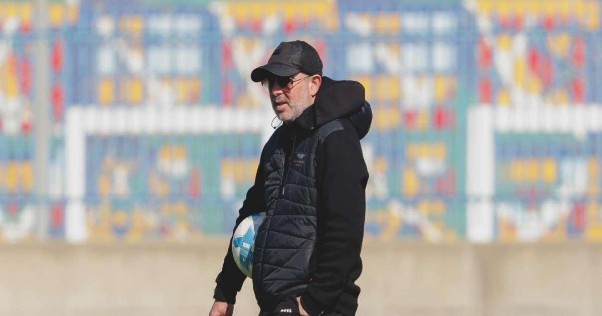 Nasreddine Nabi mène Kaizer Chiefs à la conquête de la Coupe d’Afrique du Sud