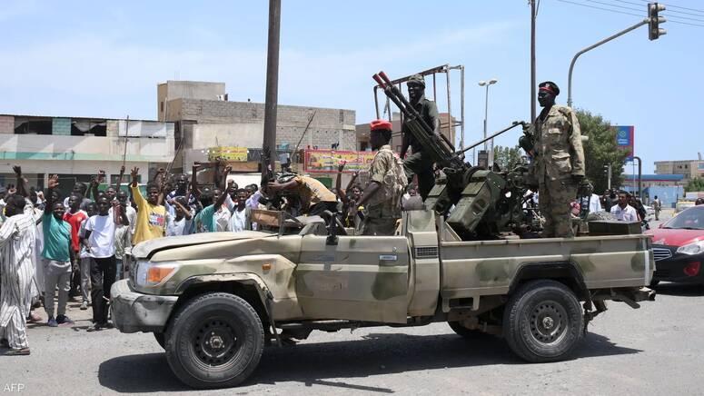 السودان... نحو 100 قتيل في الاشتباكات و3 رؤساء أفارقة منتظرون بالخرطوم للتوفيق بين الفرقاء