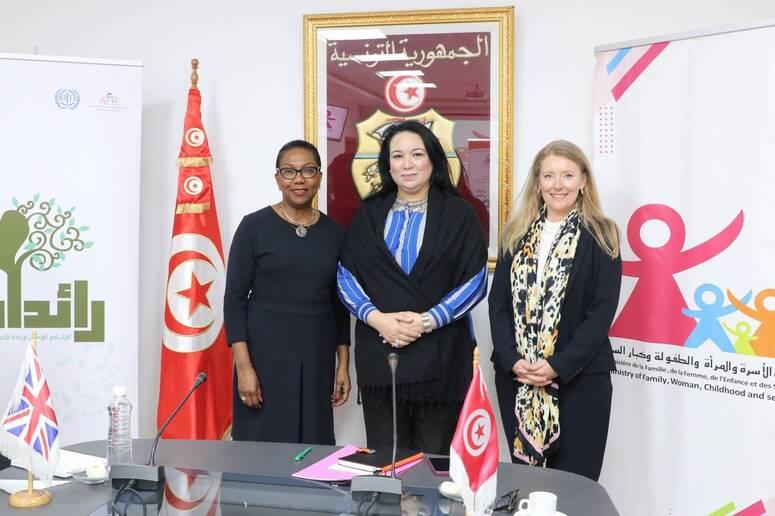 مسؤولة بالخارجية البريطانية تؤكد حرص بلادها على دعم تونس في جهودها للارتقاء بأوضاع المرأة وحمايتها من العنف