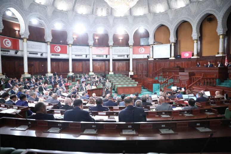 البرلمان يؤكد مساندته للنهوض بالإعلام  ويقول إنه "مطالب بأن يكون شريكا فاعلا في مسار البناء" (بيان)