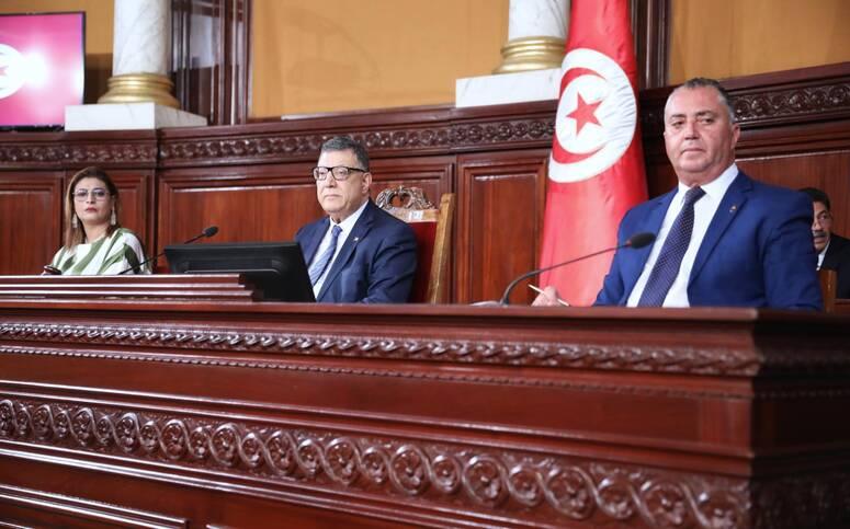 "بو دربالة : "المجلس احترم الاجراءات القانونية في إيلاء أولوية النظر في المبادرة الشريعية لرئيس الجمهورية المتعلقة بعطلة الأمومة