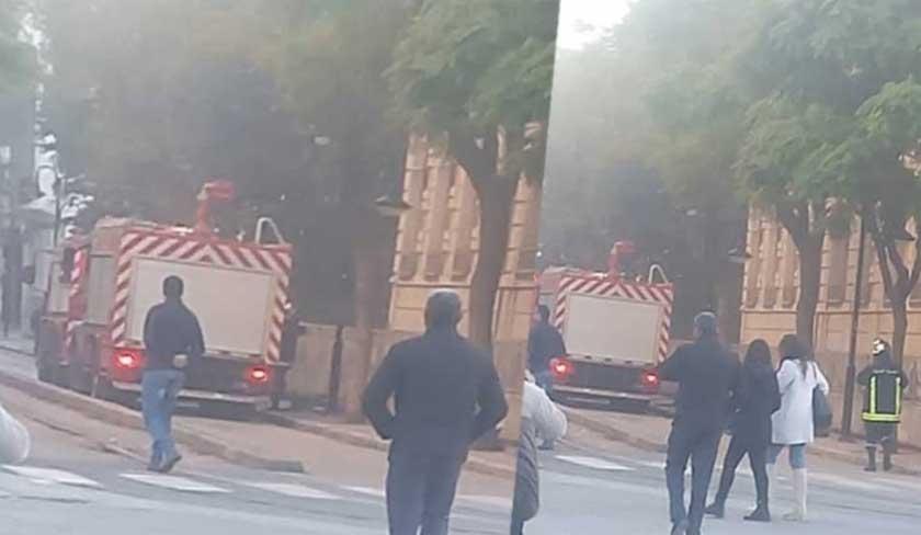 Un incendie se déclare au niveau de l'ambassade de France en Tunisie