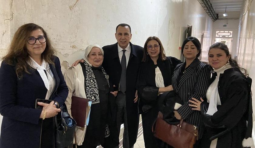 En photos - Les avocats mobilisés pour soutenir Abdelaziz Essid