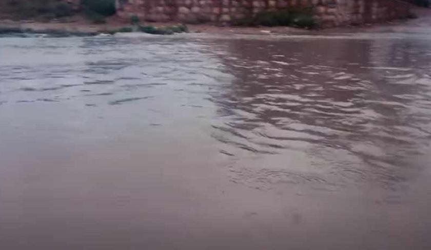 En vidéos : inondations et suspension des cours à Gabès