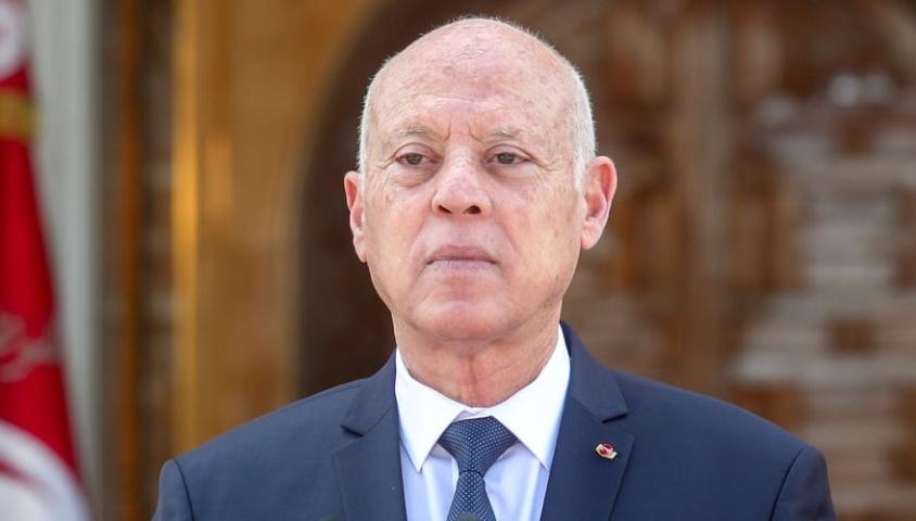 En pleine crise de paranoïa, les fans de Saïed l'exhortent à bouder les sommets en Irak