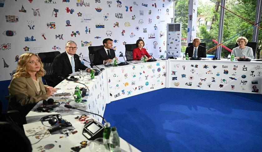 Les Européens menacent Moscou de nouvelles sanctions et font du pied à Trump