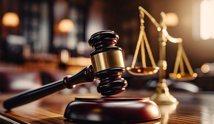 Fraude à la nationalité : trois ex-fonctionnaires écopent de 72 ans de prison chacun