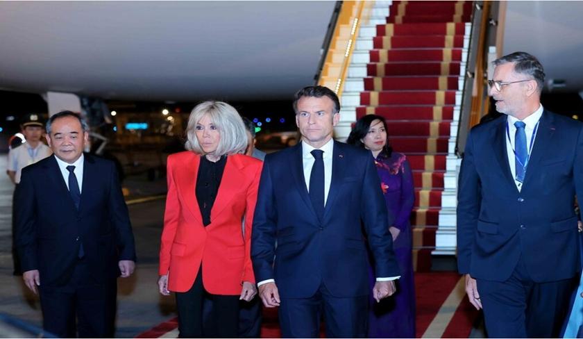 Face à la polémique, Macron s'explique : on fait dire à une vidéo beaucoup de bêtises !