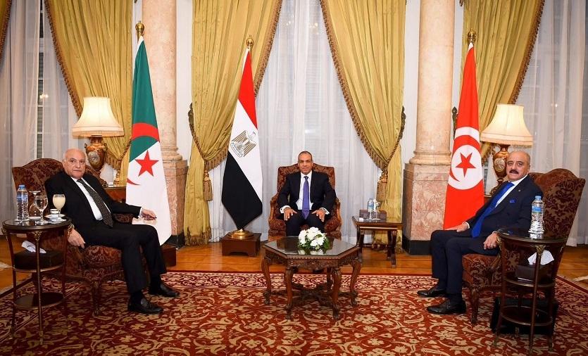 Crise en Libye : réunion tripartite au Caire entre la Tunisie, l'Algérie et l'Égypte