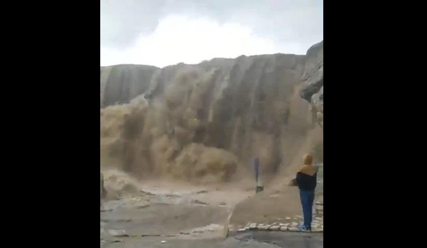 En vidéos ' Les Tunisiens ravis qu'il pleuve enfin !