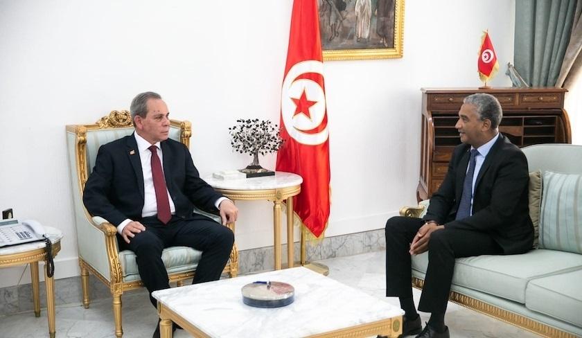 Ahmed Hachani félicite Kamel Deguiche pour les résultats accomplis par les athlètes tunisiens