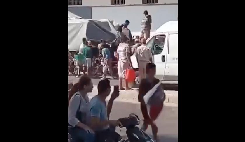 Braquage à Hammamet : des personnes volent un camion de semoule et farine