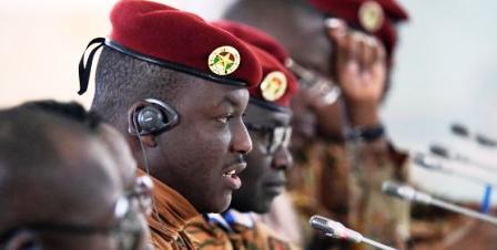 Le Burkina Faso expulse l’attaché militaire français, accusé d’« activités subversives »