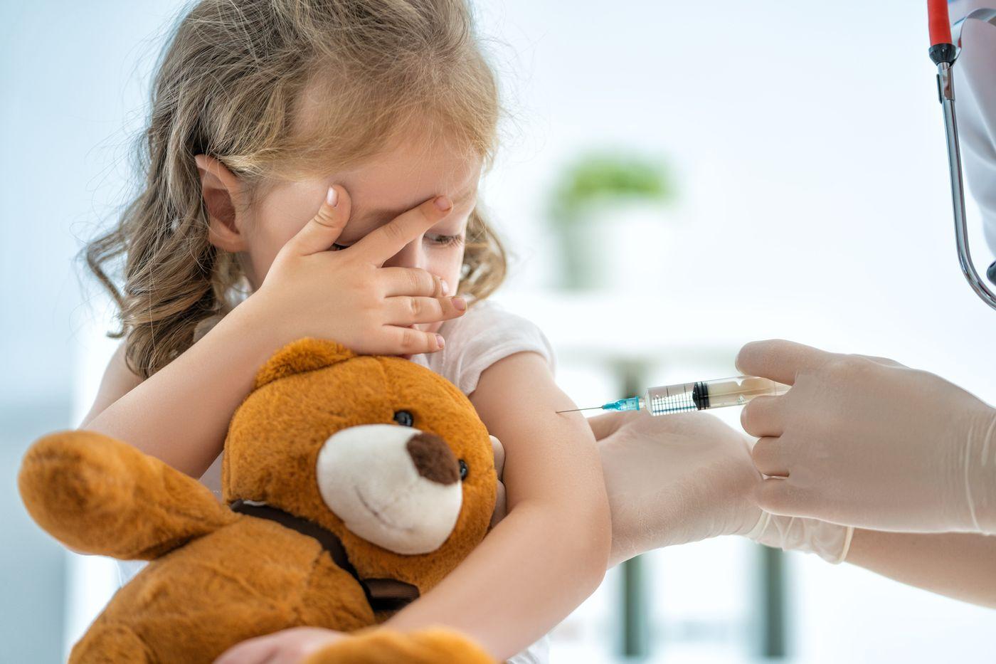 Pour la 1ère fois depuis le 7 octobre, arrivée à G-a-z-a de vaccins pour enfants