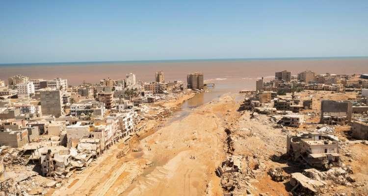 Libye : 12 responsables condamnés lourdement pour les inondations dévastatrices de Derna