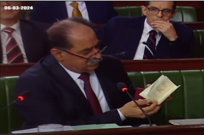 ARP: Kamel Feki présente aux députés les prototypes de la carte d’identité et du passeport...