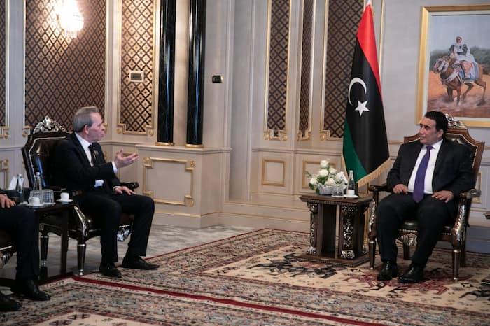 Tripoli: Ahmed Hachani s’entretient avec le Chef du conseil présidentiel libyen Mohmed Al Manfi