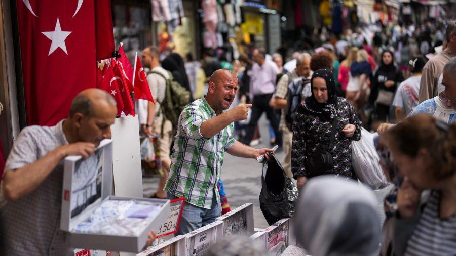 L’inflation en Turquie : un retournement attendu après un pic à plus de 75%