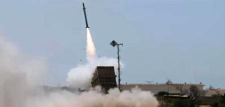 Panique à Tel Aviv après le tir de plusieurs missiles balistiques du Sud Liban