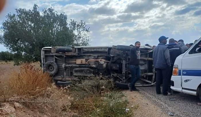 Agareb (Sfax): Un mort dans la collision de deux louages