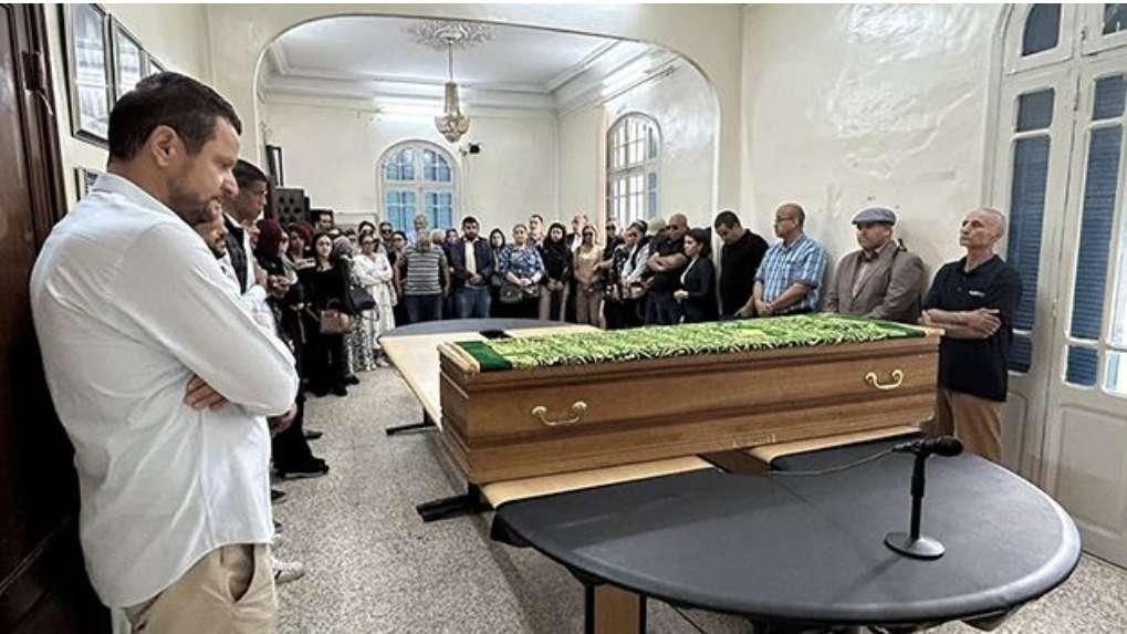 Le SNJT organise une cérémonie d’hommage au journaliste défunt Mahmoud Laâroussi