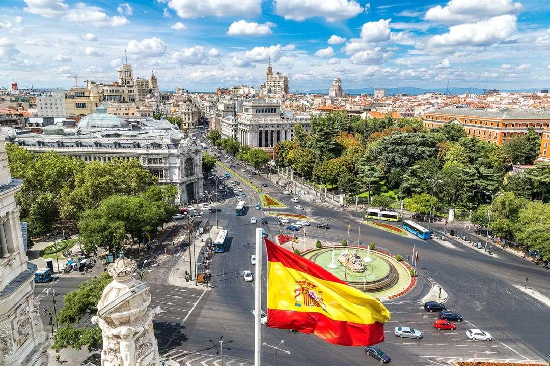 Madrid hausse le ton : le Parlement espagnol vote pour l’interdiction de la vente d’armes...