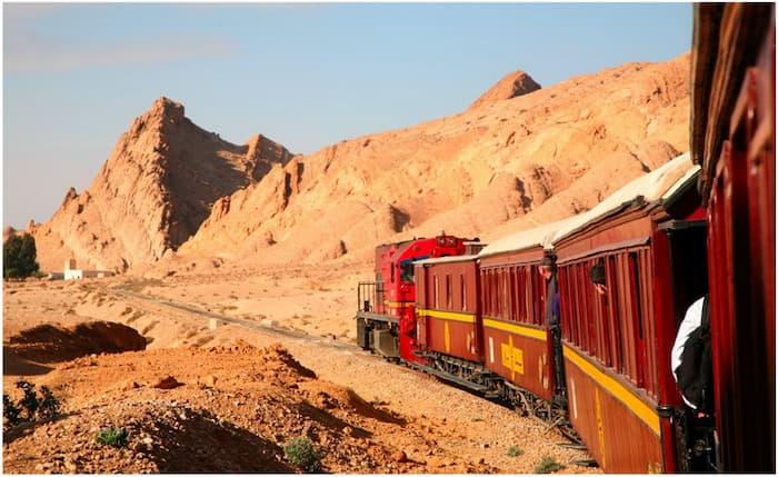 Gafsa: Préparatifs pour le retour du train “Lézard rouge” (Ministère du Tourisme)