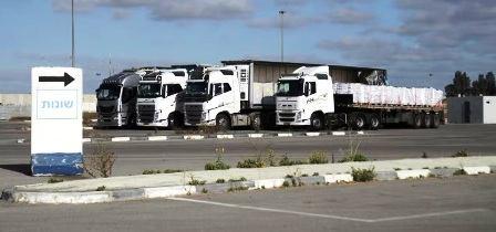 L’Entité Sioniste autorise l’entrée de 100 camions d’aide de l’ONU à Gaza