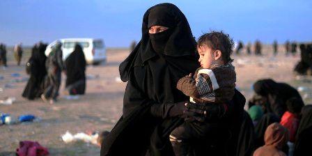 Tunisie – 4 ans de prison pour une femme membre de DAECH de retour des...