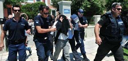 Turquie : Arrestation de nombreux militaires