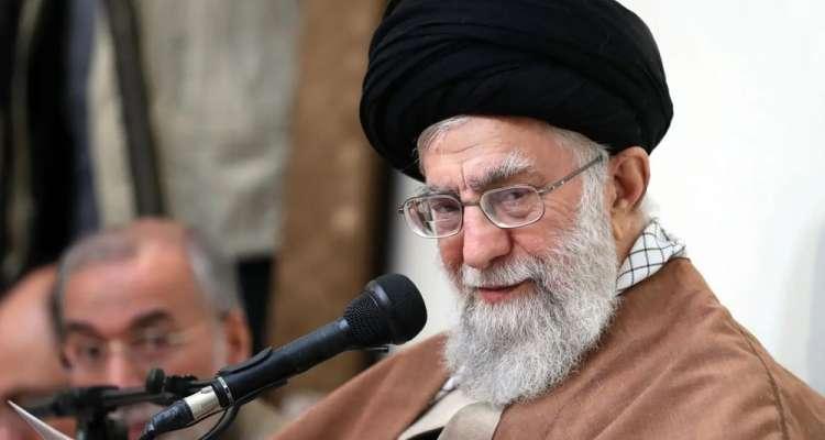 L’ayatollah Khamenei : "Les sionistes se considèrent comme une race supérieure"