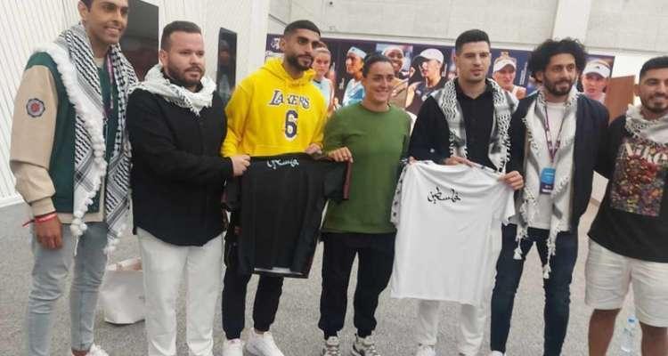 Quand la Sélection palestinienne de football rend hommage à Ons Jabeur