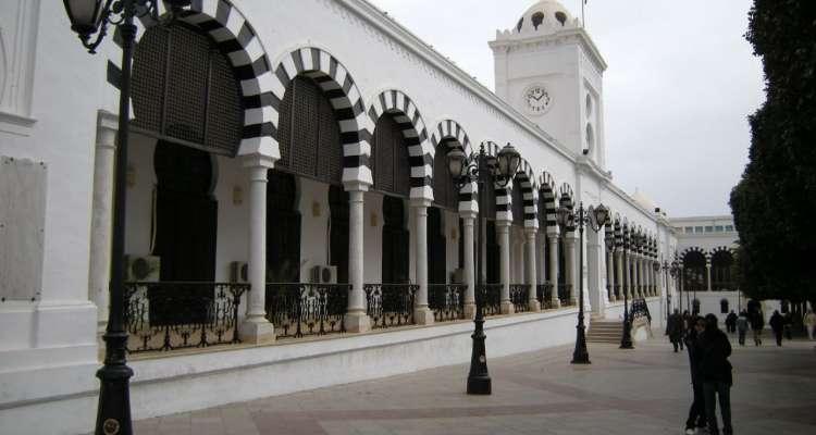 Tunisie : Mandats de dépôt à l’encontre de trois cadres du ministère des Finances