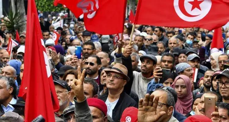 Tunisie : Huit partis appellent à l’annulation du Décret-loi 54