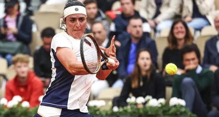 Ons Jabeur retrouve Camila Osorio et perd une place au classement WTA