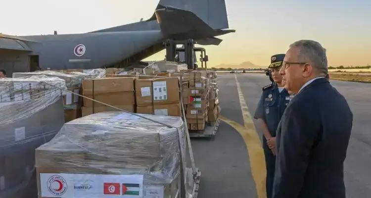 Envoi d'un avion chargé de 14 tonnes de denrées alimentaires au peuple palestinien