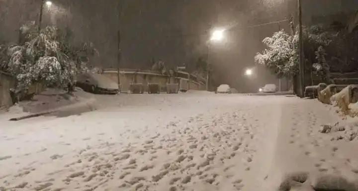 Tunisie : La neige fait son apparition à Jendouba