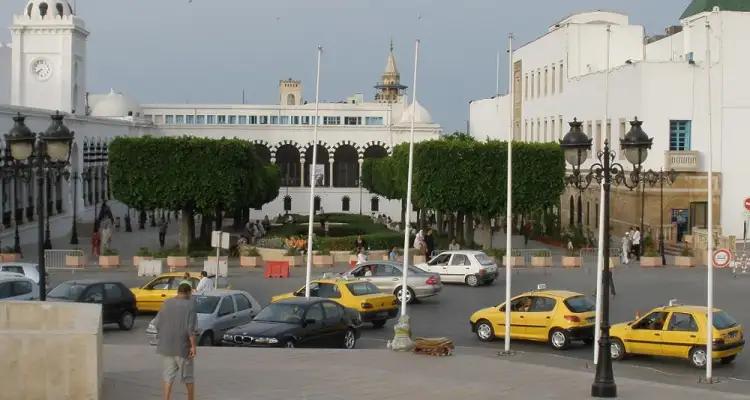 Entre 2000 et 2500 taxis illégaux en Tunisie